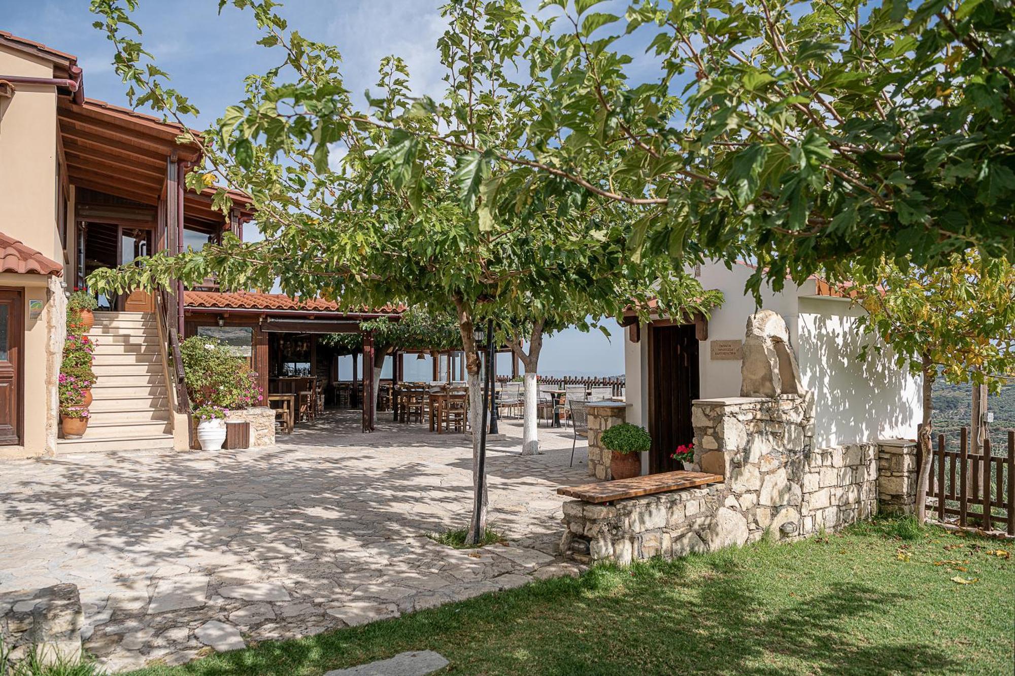 Earino Apartment Kato Asites Exterior photo
